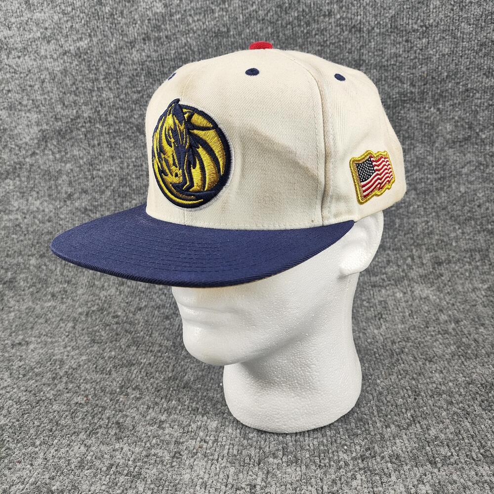 Dallas Mavericks Hat Cap Snap Back Mens One Size NBA Basketball Mitchell Ness